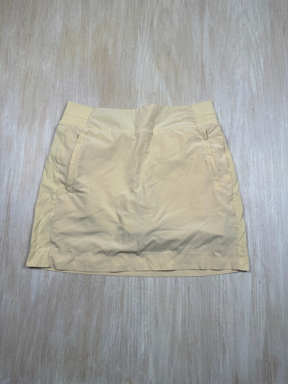 Athleta Brooklyn Butter Yellow Pull On Athletic Tennis Pickleball Skort Skirt 8